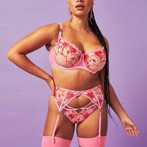 Ann Heart Bouquet Lingerie set